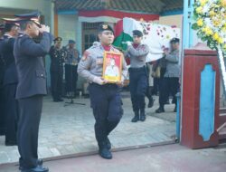 Polres Purwakarta Gelar Upacara Persada untuk AKP Juli Minarti, Wujud Penghormatan Terakhir atas Dedikasi Anggota Polri
